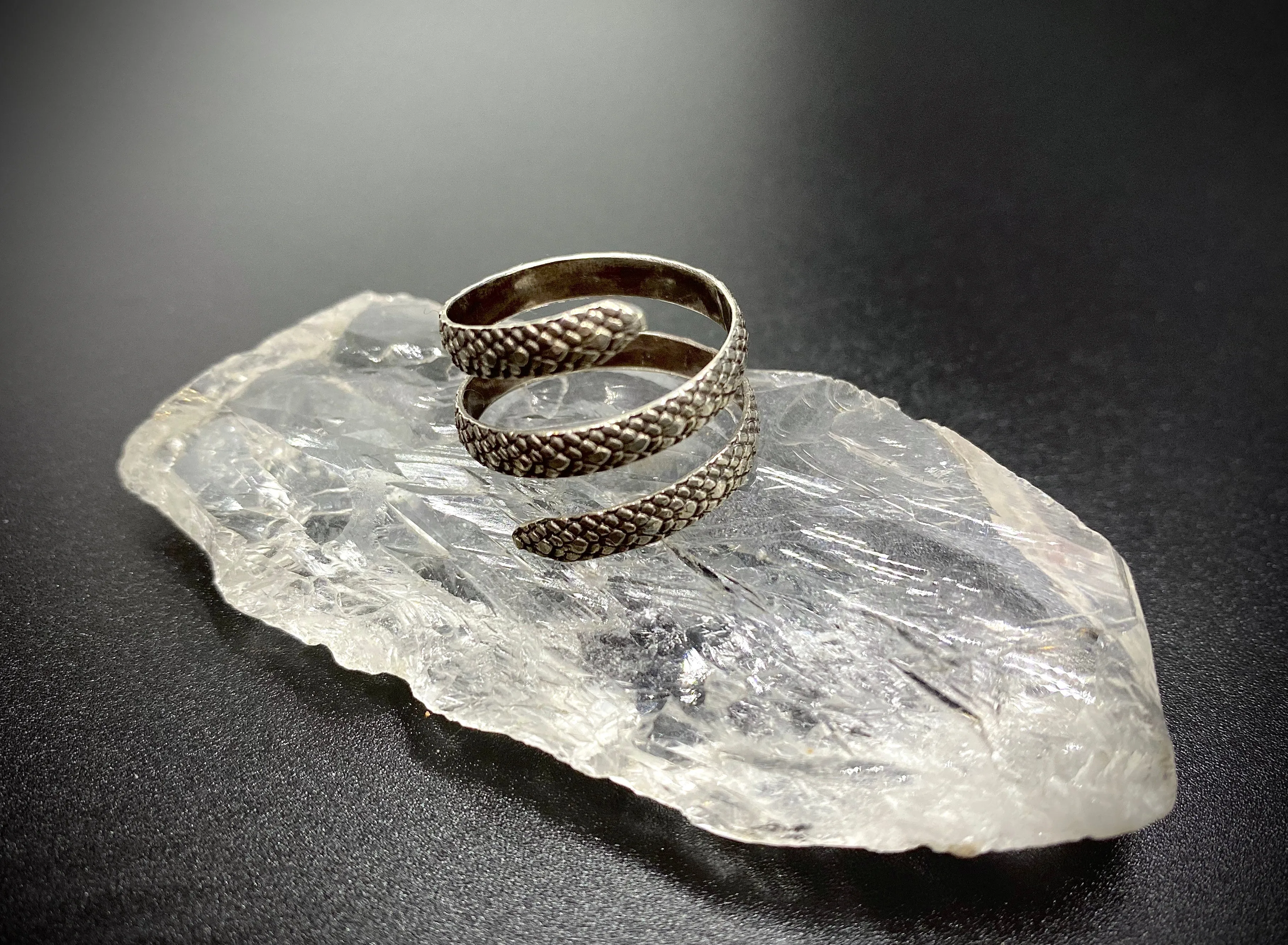 Adjustable Snake Skin Ring (Size Range-8.5/10)