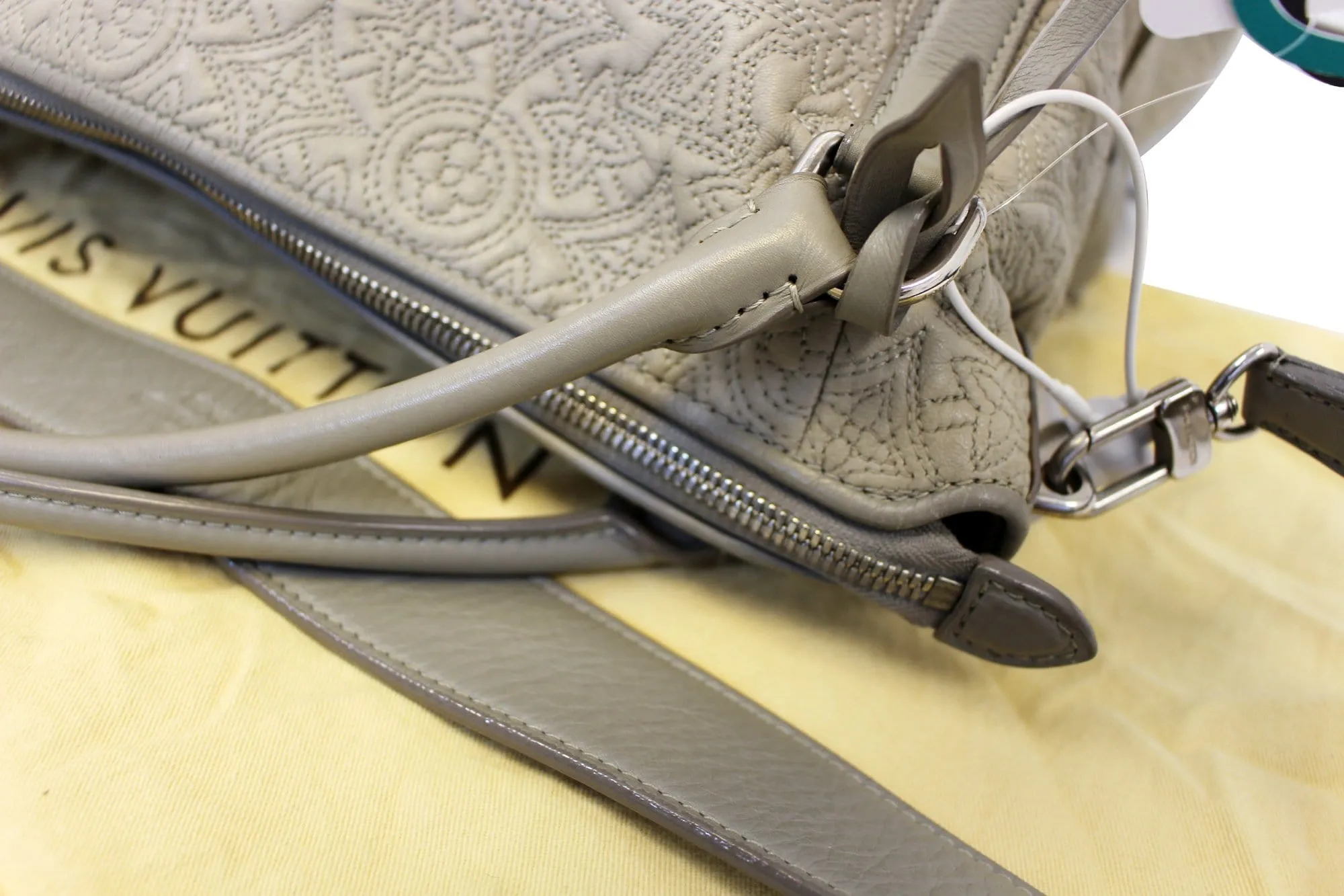 LOUIS VUITTON Monogram Antheia Leather Ixia MM Shoulder Bag - Final Call